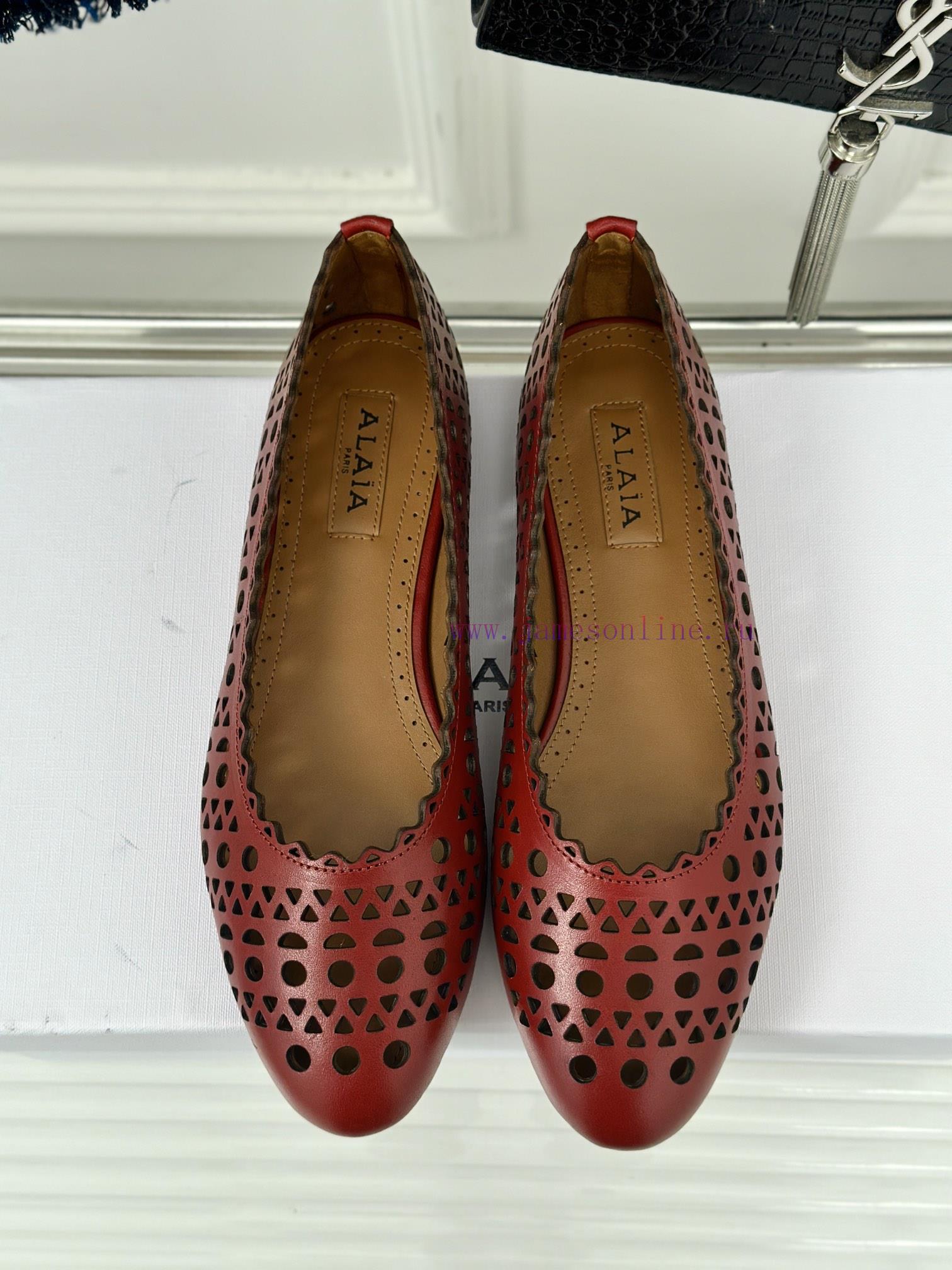AlAIA | Classic Retro Hollowed Out Single Shoe From AlAIAFull Of Girlish Style With Both Modern kusb3xo4 - Image 5