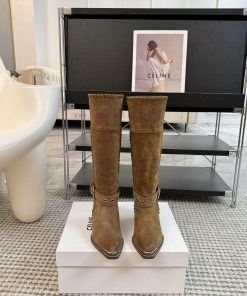 CELINE's Latest Retro Fashion Boots For Fashion Bloggers Featuring A Vintage European And Ameri m3kxaifb