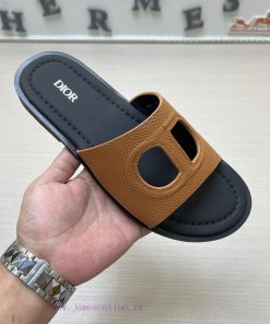 New Dior Men's Slippers Upgraded Bottom More Lightweight Anti Slip Fashionable Trendy And Versa bc2ei5q7