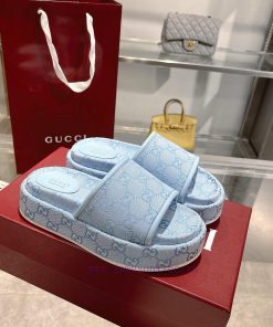 Top Selling 2025 Women's New GG Gucci Thick Soled SandalsThe Iconic Gucci Logo And Exquisite Pa o51jxgm3
