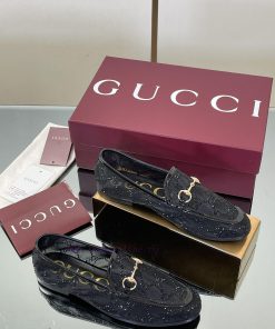 2025 Early Autumn New GUCCi High-end Boutique Single Shoes Gucci Patent Leather G G Crystal Mes dvj5357c