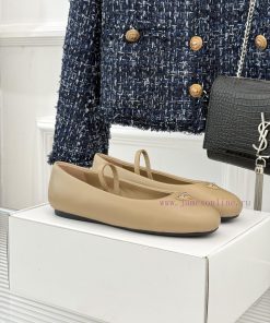 Place An Order Specifying The Original Airplane Box 10roofPrada/Prada Classic Mary Jane ShoesTh ankfc53w