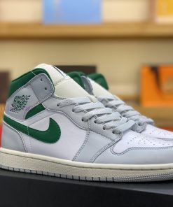 .Air Jordan 1 Mid "Jade Smoke" White Grey GreenArticle Number DQ8423 142Size 36-46Update Time: p60b1hx7