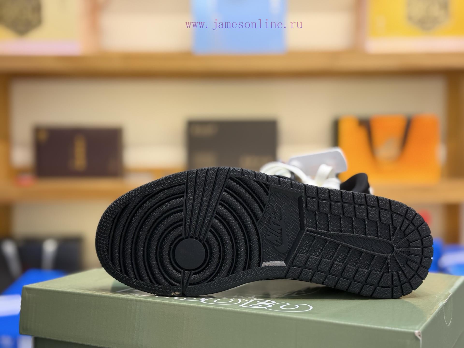 Nike Air Jordan 1 Low Custom Color SchemeCustomized AJ Collaboration - High-end Customized Low qqijzitv - Image 5