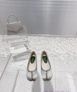 Maisom Margiela Mm6 Vintage Split Toe ShoesThis Pair Of Highly Popular Items Must Be Bought By 5r2ifuzx