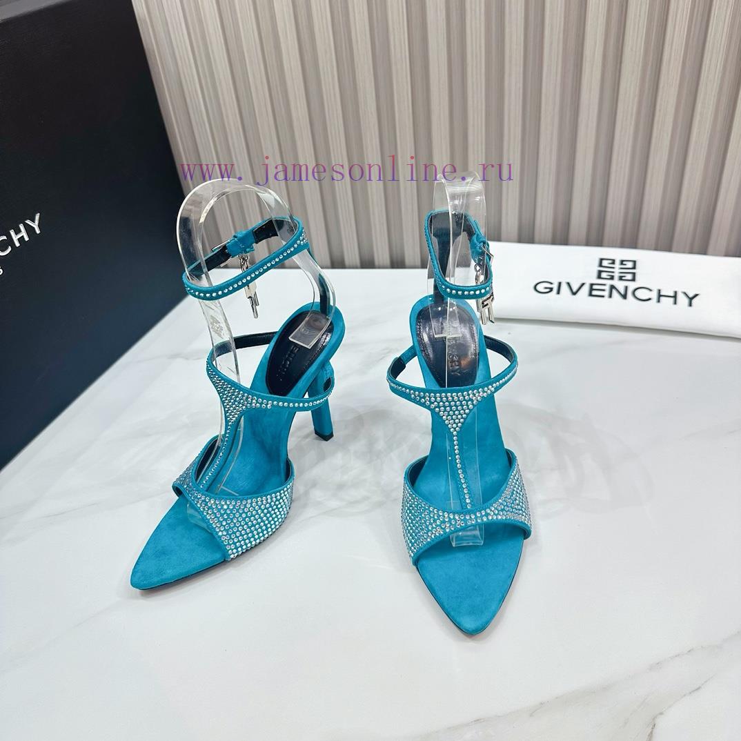 2024 SSS Launches GIVENCHY Spring/summer Collection - The Brand's Iconic Retro Elegance Continu 3idclzxy - Image 4