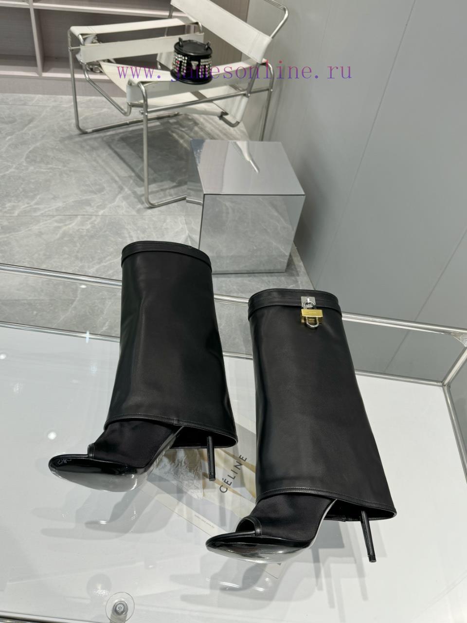 The MostGIVENCHY's New Sloping Heel Height Increasing And Slimming Shark BootsThe Pants And Boo kspvqnaa - Image 2