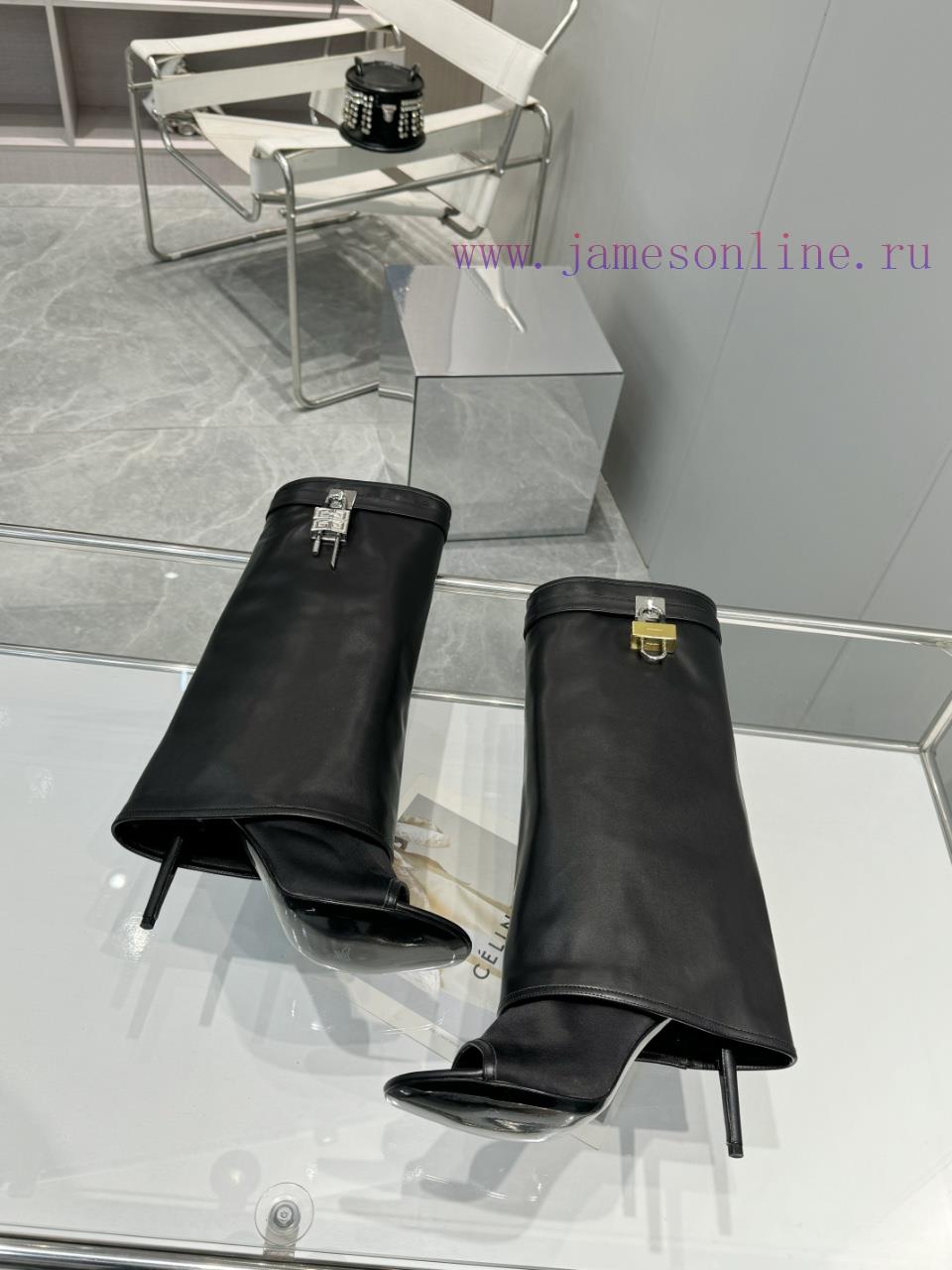 The MostGIVENCHY's New Sloping Heel Height Increasing And Slimming Shark BootsThe Pants And Boo kspvqnaa - Image 6