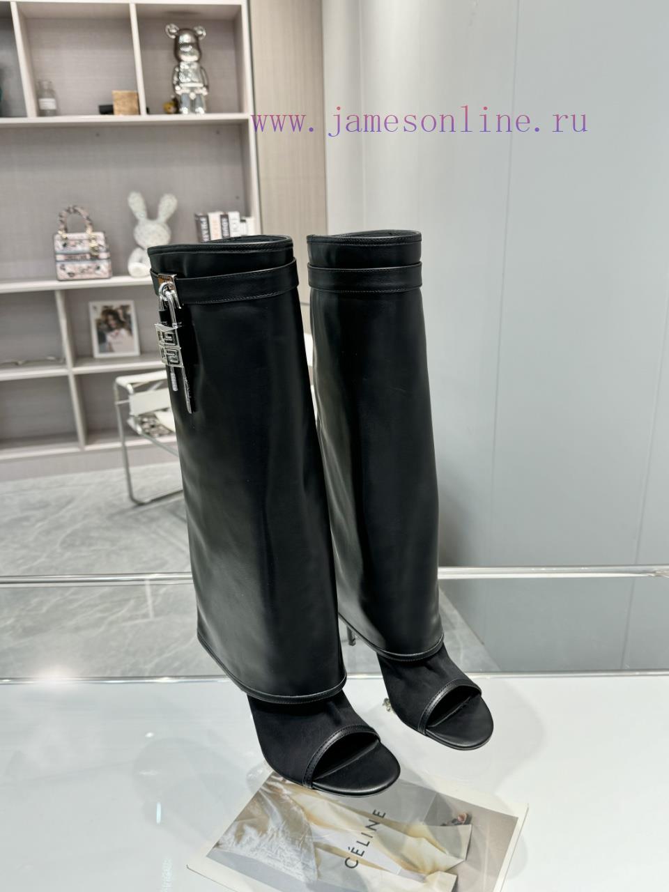 The MostGIVENCHY's New Sloping Heel Height Increasing And Slimming Shark BootsThe Pants And Boo kspvqnaa - Image 9
