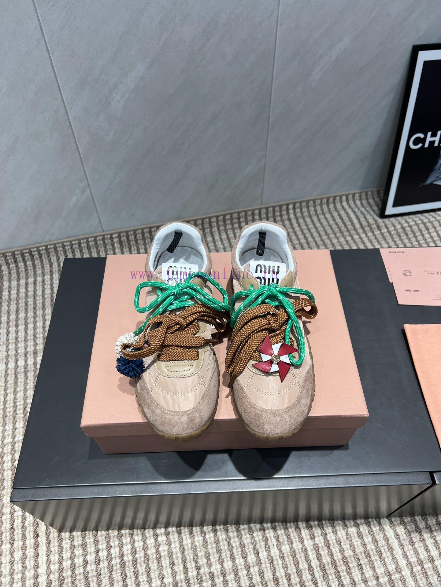 Top TierMiumiu 2025 Vs Latest Popular Casual Shoe SeriesColor Blocked Windmill Buckle Casual Sh ic200c4m - Image 2