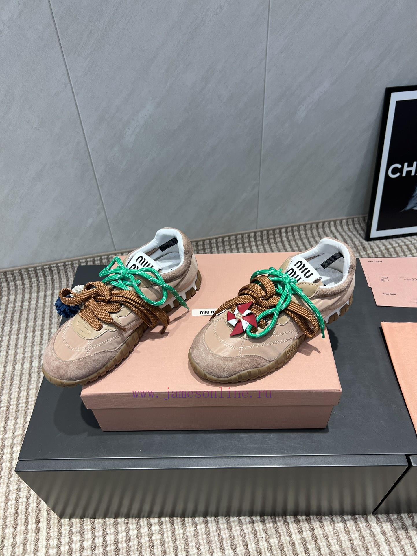 Top TierMiumiu 2025 Vs Latest Popular Casual Shoe SeriesColor Blocked Windmill Buckle Casual Sh ic200c4m - Image 3