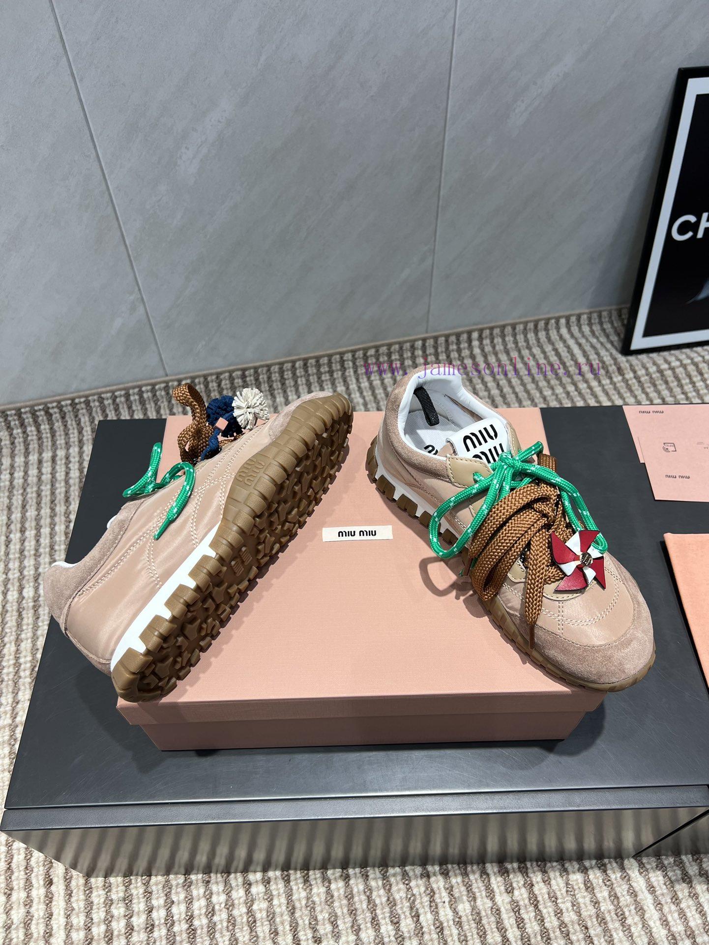 Top TierMiumiu 2025 Vs Latest Popular Casual Shoe SeriesColor Blocked Windmill Buckle Casual Sh ic200c4m - Image 8