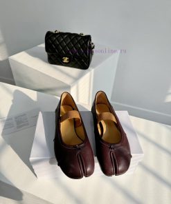 🫰MM6 New Round Heel Split Finger ShoesUgly And Cute Versatile And Comfortable To Wear A Seasona 57o9a58k