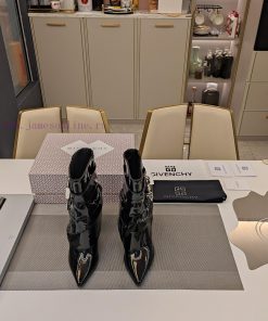 Givenchy (latest Official Packaging Package Equipped With A 24 Year G-patterned Pink Heart-shap 8un770qd