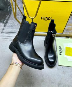 FENDI Brand New Chelsea Boots Made Of Black Cowhide Fabric With Sheepskin Insoles And Gold Buck aa7uyq12
