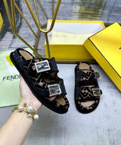 FENDI's Latest Popular Double Strap Flat Slippers With FF Decorative Buckle Velvet Fabric Embro jhkbhbrl