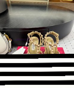 𝒗𝒂𝒍𝒆𝒏𝒕𝒊𝒏𝒐𝟐𝟓𝑭𝒘 New Products ᥫᩣFabric CowhideInner SheepskinLeather SoleElegant Style Creates A D z5ia5gh2