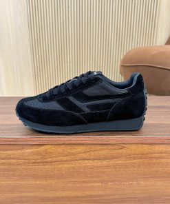 Trendy Luxury TOM FORD Tom This Mick Sports Shoe With A Round Toe And Low Cut Is A Classic And wl2bdthn