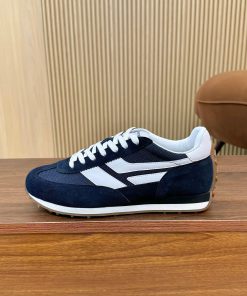 Trendy Luxury TOM FORD Tom This Mick Sports Shoe With A Round Toe And Low Cut Is A Classic And fgkf8xek