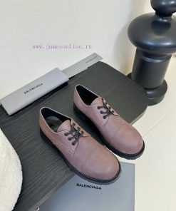 Balenciaga Parisian Fashion Show's Le Fu Shoes Are A Heavyweight New Product At Paris Fashion W pzdezig2