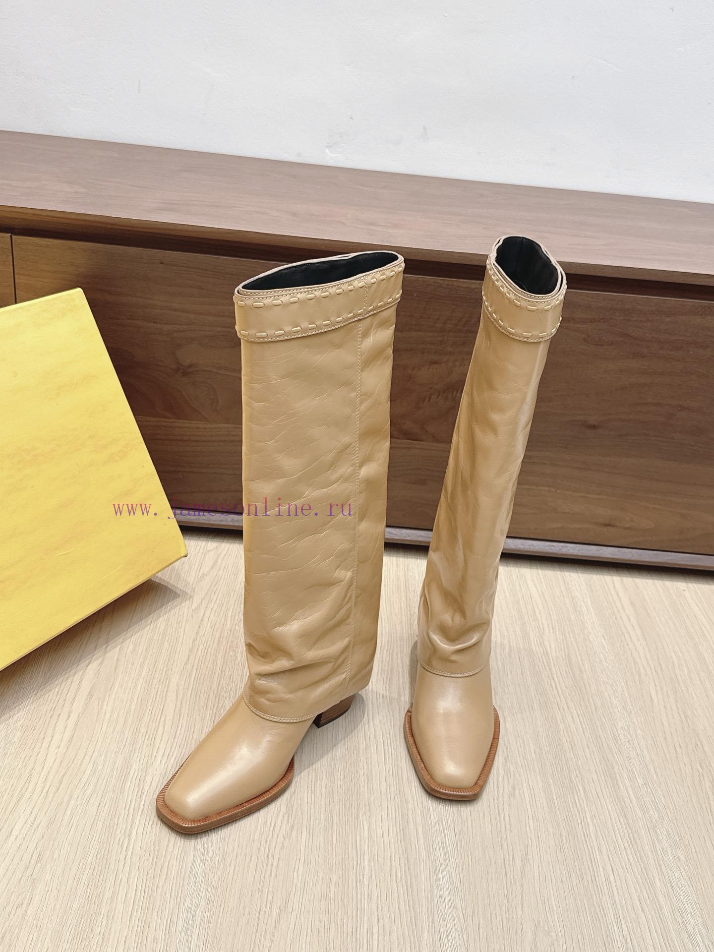 Purchasing GradeFendi's Classic Autumn And Winter Boots Have Become Popular Featuring A Combina 13fpk0wn - Image 4