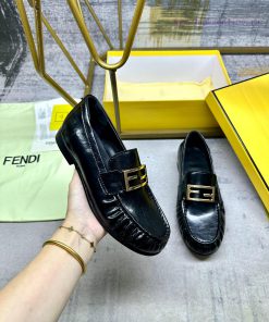 FENDI's Latest Loafers Feature FF Buckles On The Upper Ultra Soft Leather Pleated Toe Caps Flex 22f86tft