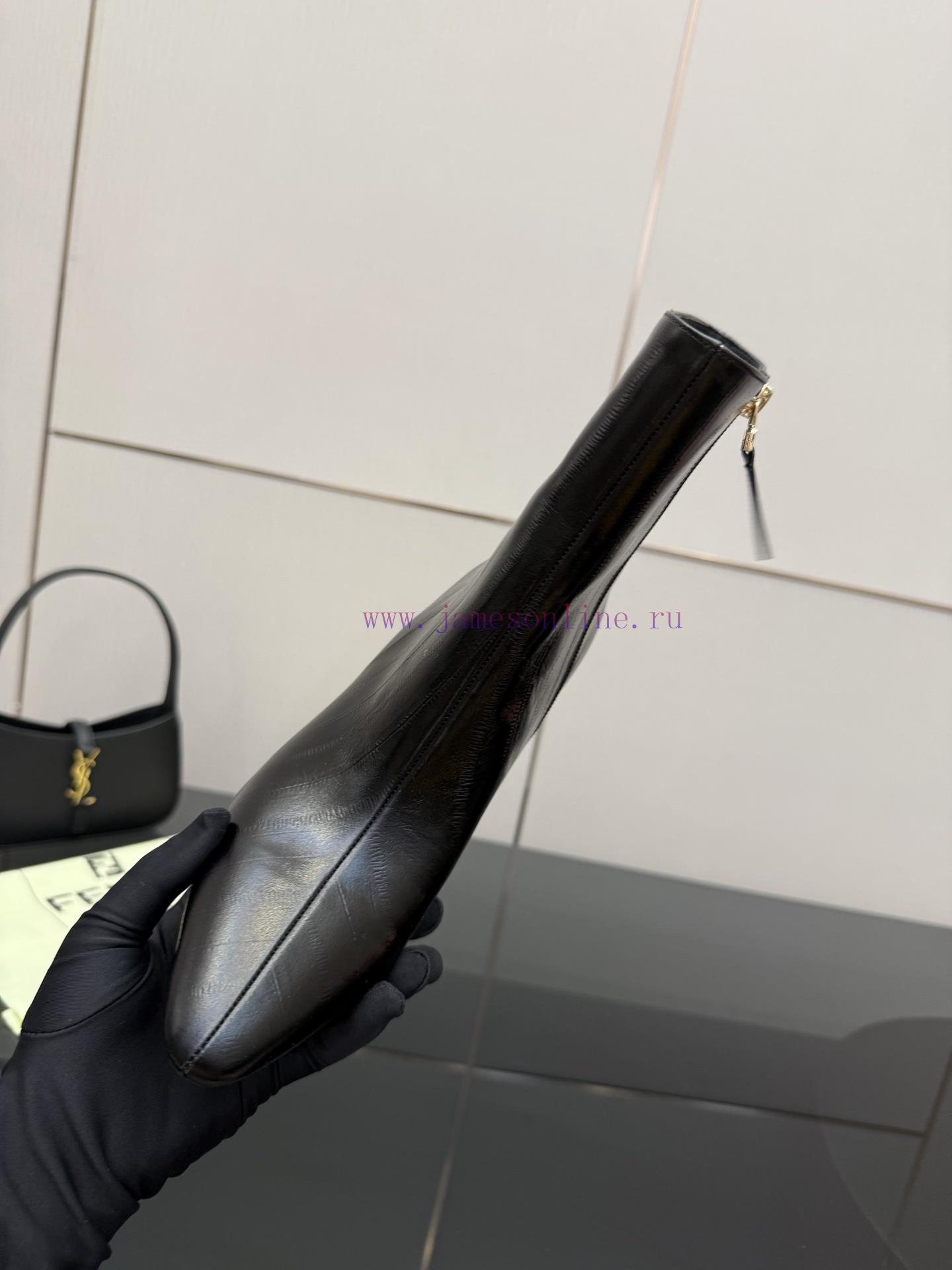 FENDI Arco Blind Eel Leather BootsThis Cylindrical Boot Features A Tapered Toe And High Heel De qtoh7nve - Image 8