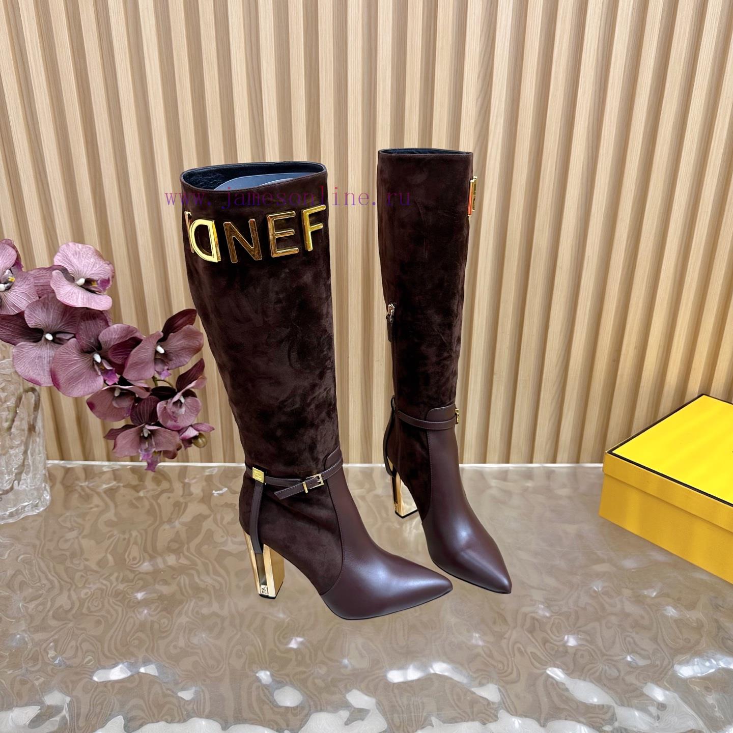 2025 Fashion Show New FENDI Hollowed Out Thick Heel Boots With 2 Different Fabrics Are Super Po qqrlvw7v - Image 13