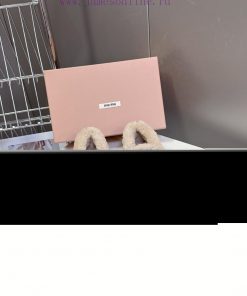 Miu Miu Autumn And Winter Coin Loafers Hairy Shoes With A Lot Of Stars Fashion Bloggers And Gra 3z9h69aq