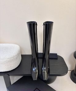 Saint Laurent BootsThe Pointed Toe And Fine Heel Of The Single Item Complement Each Other Addin qs9jry03