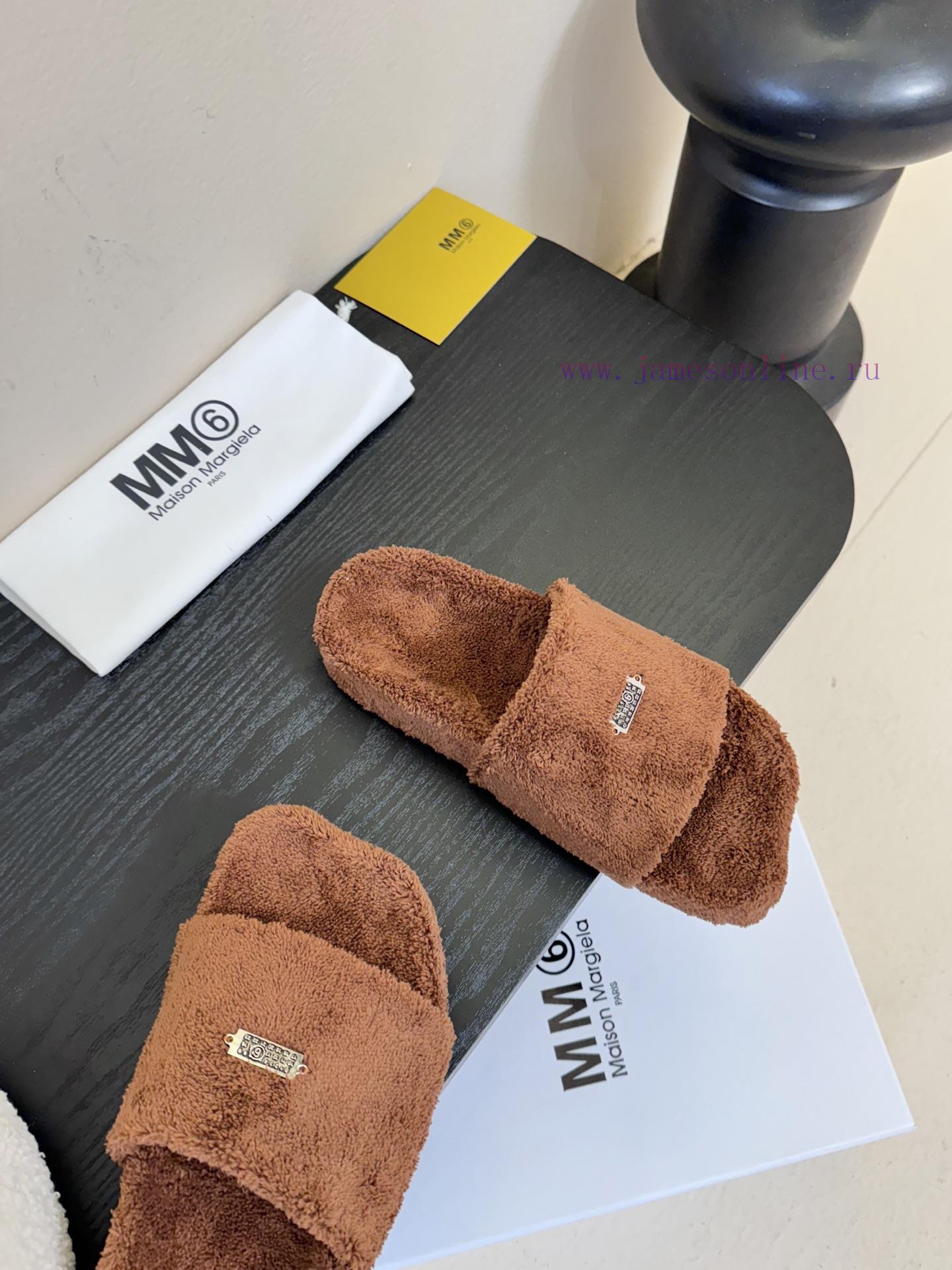 MM6 New Casual Fur MopSimplicity Is The King's Way Exuding A Casual And Lazy Feeling. The Desig bvj34t3z - Image 5