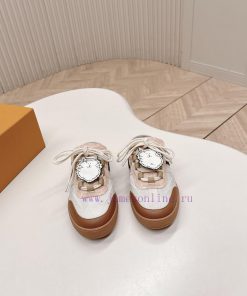 LV&Grace Collaborates On 26 Cute Cat Shoes And Half Slippers. LV Along With Cat Artist Grace Br 5lhh1ykk