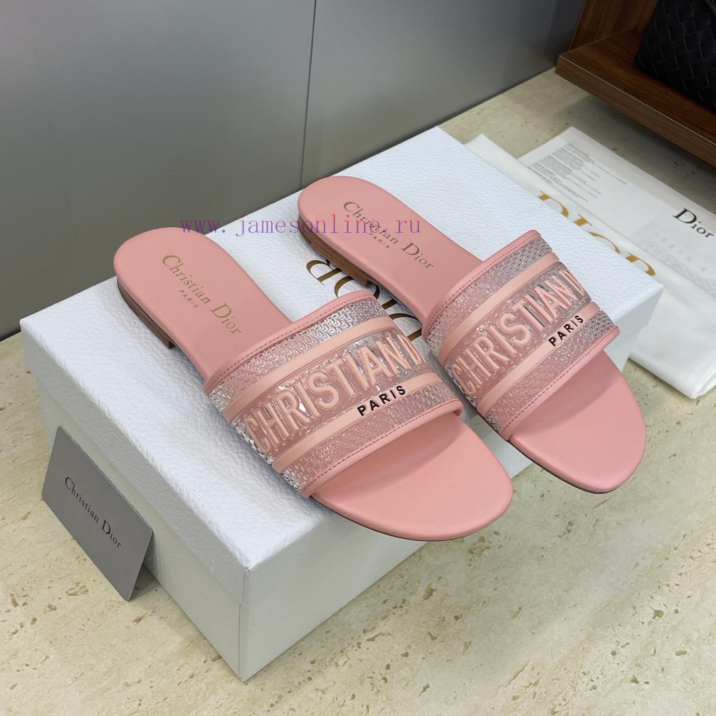 Dior 2026 Early Spring New DWAY Flat Bottom Straight Drag Jelly Colored Women's Shoes CD Letter wkmlalr1 - Image 4