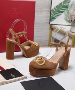 Top Purchasing Agent ️Valentino/Valentino Rookie Edition2025SS Latest Diamond Buckle Metal Logo 5k9rt72f