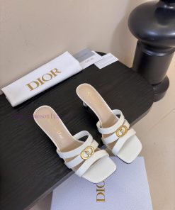 Dior | Dior's Early Spring New Product Runway Show Fake Style Flat Slippers Hard Goods New Purc 7s3m17df