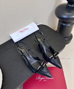 Roger Vivi * 26 Early Spring New SandalsVirgule Diamond Buckle High-heeled Shoes With A Cool Tr 0rgzw85a