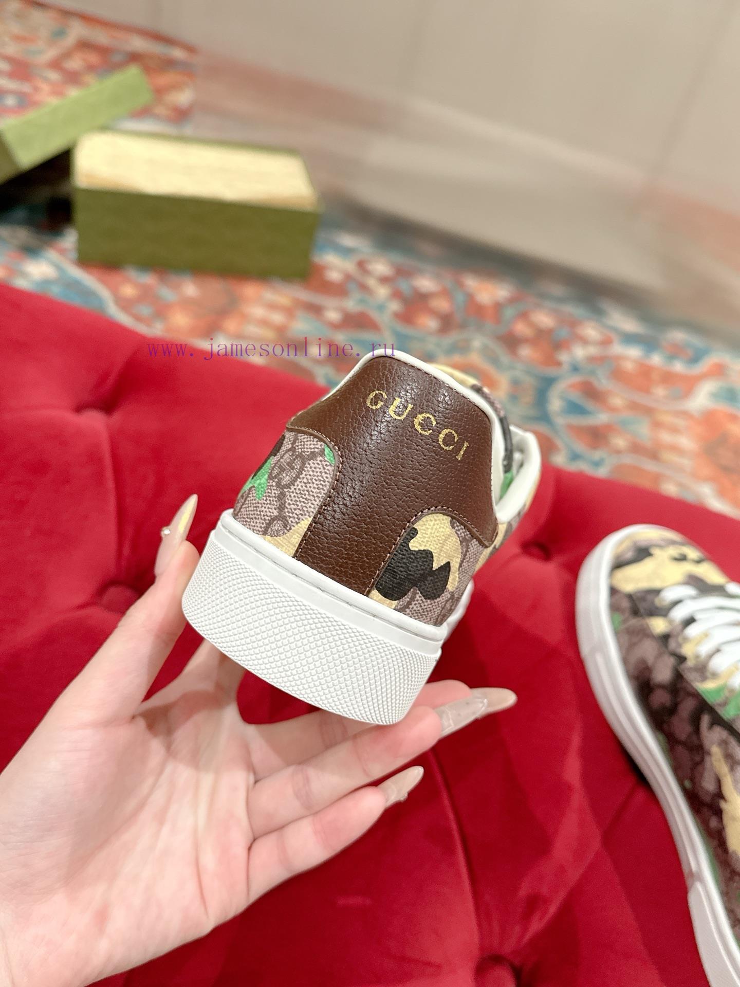 MaleGucci's Latest Ace Series Little Bee Little White Shoes Couple's Casual Sports ShoesSince G fzyr24tb - Image 8