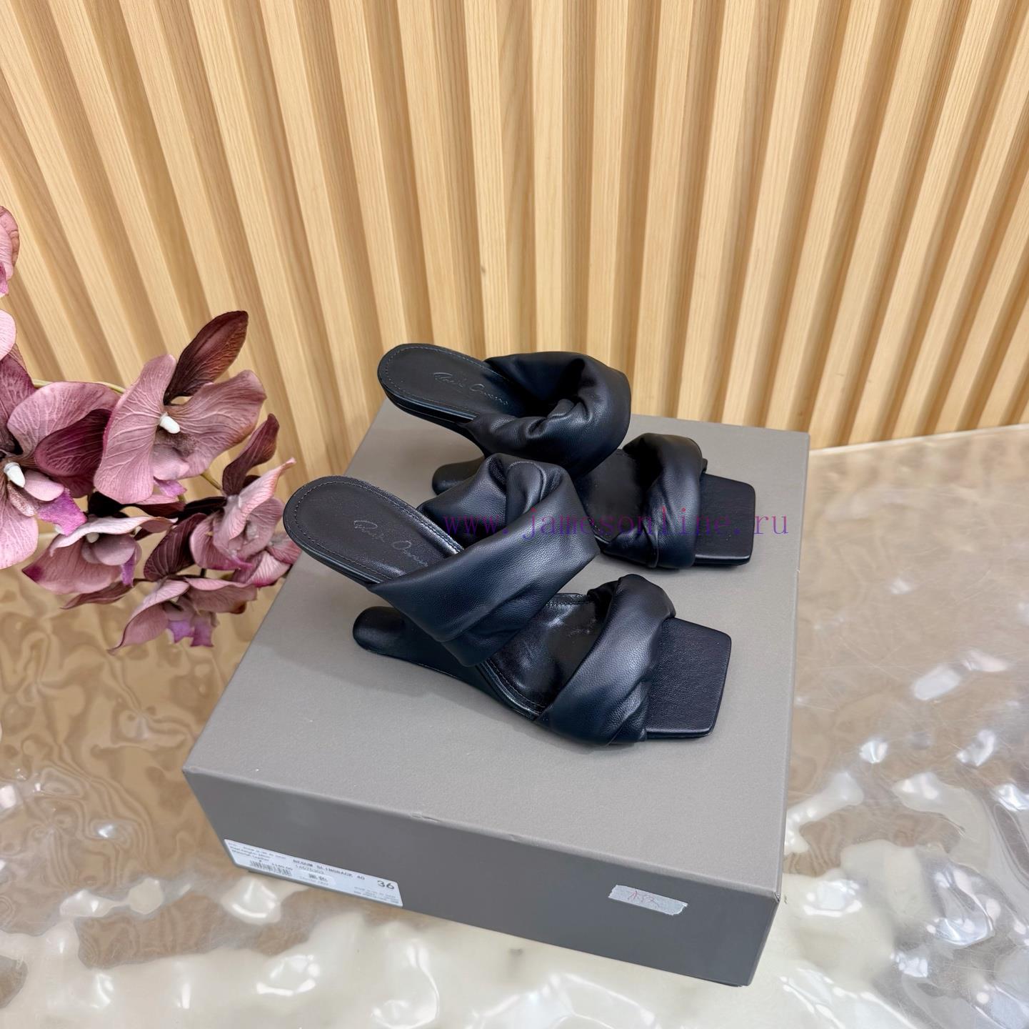 New RICK OWENS High-heeled Pleated Twisted Floral Wedge Sandals For Autumn And Winter 2025 Will 3mo0wwjc