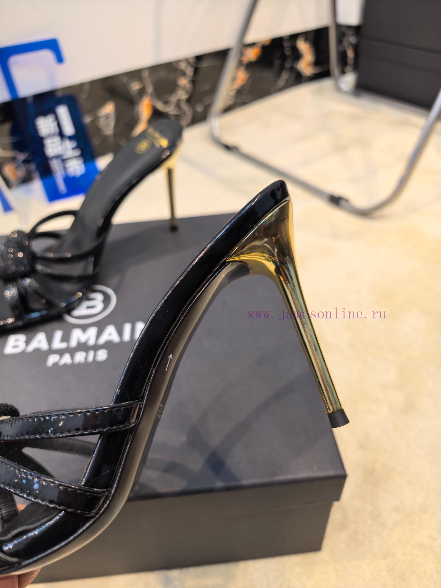 Balmain Autumn/Winter 2026 Fashion Show Lips Fashionable High Heels Slippers———————————𝘽𝙖𝙡𝙢𝙖𝙞𝙣 jbdcduc8 - Image 6