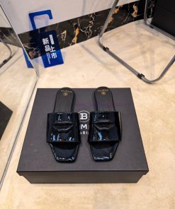 Balmain Autumn/Winter 2026 Fashion Lips Trendy Flat Slippers———————————𝘽𝙖𝙡𝙢𝙖𝙞𝙣 Balmain Is Becom 80ddh8s3
