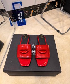 Balmain Autumn/Winter 2026 Fashion Lips Trendy Flat Slippers———————————𝘽𝙖𝙡𝙢𝙖𝙞𝙣 Balmain Is Becom hg05esa0