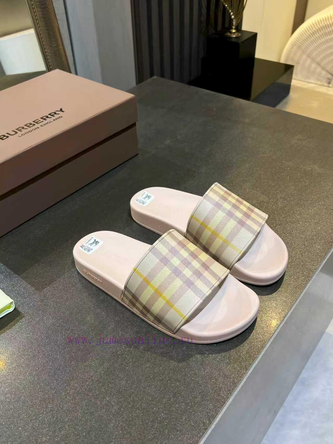 The New Slippers Are Adorned With The Brand's Letter Three-dimensional Logo As Well As The Burb gmstagk4 - Image 2