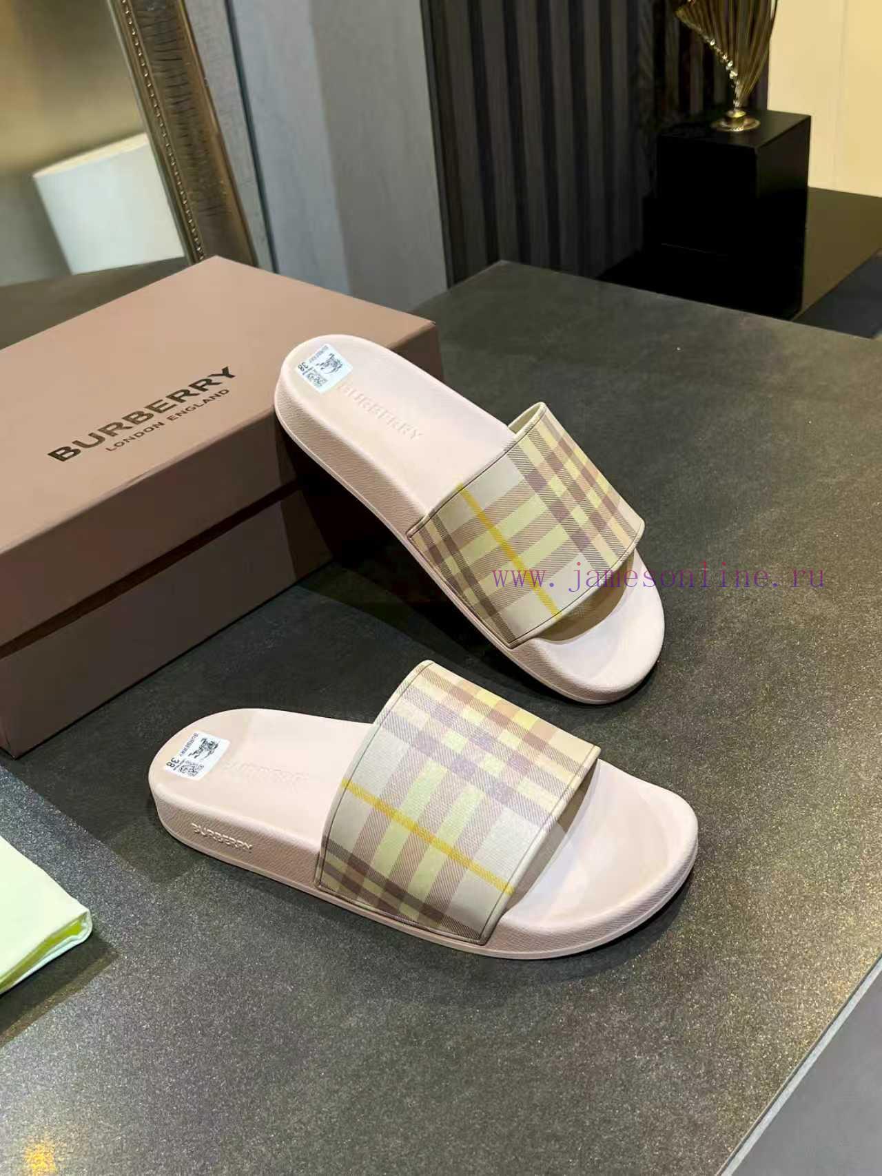 The New Slippers Are Adorned With The Brand's Letter Three-dimensional Logo As Well As The Burb gmstagk4 - Image 8