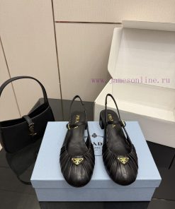 Prada 26 Is Popular 🟠🟤 Mary Jane Shoes Various Bloggers Have Showcased Customized Imported Shee 2tvp5mav