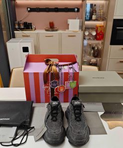 ️  ️   ️  ️   Lane Crawford Hong Kong(Balenciaga) "BALENCIAGA 26The Preferred Brand For Well-kn 6o5stgxj