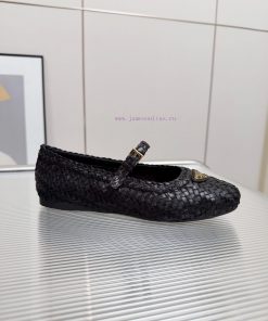 26ss PRADA Summer New Genuine Fur Woven Shoes PRAD Summer Limited Edition Prada Grass Woven Sho w3xwq9d1