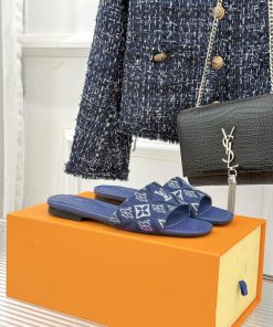 L * V Donkey Classic Explosive Printed Flat SlippersWith The Iconic Louis Vuitton MONOGRAM Flow 85xaeh2v