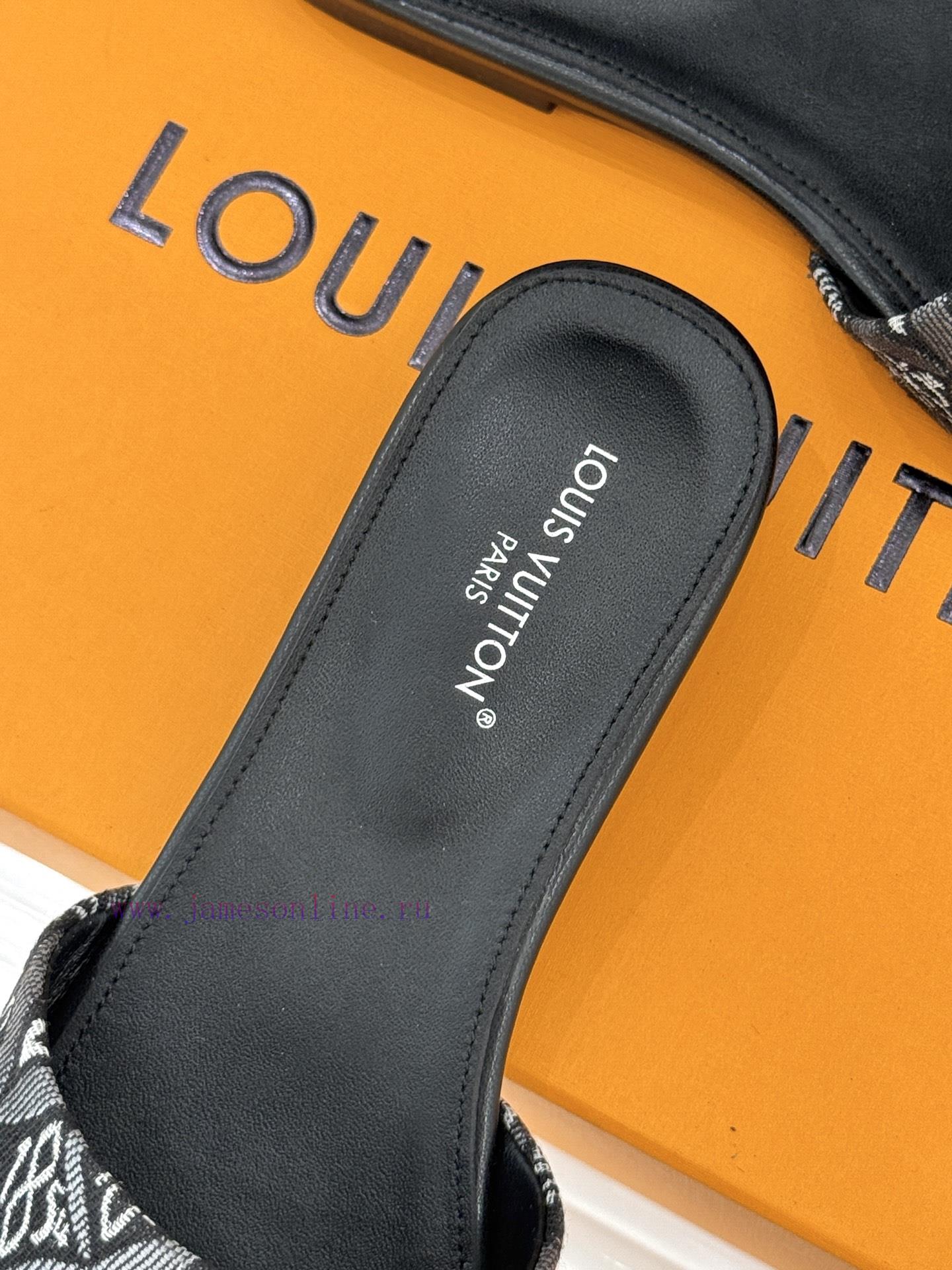 L * V Donkey Classic Explosive Printed Flat SlippersWith The Iconic Louis Vuitton MONOGRAM Flow 5kshse7k - Image 9
