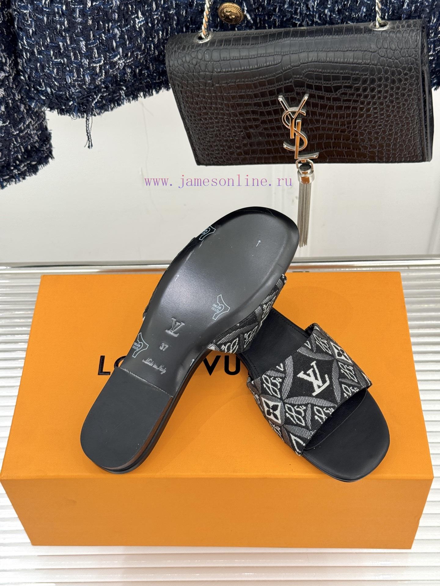 L * V Donkey Classic Explosive Printed Flat SlippersWith The Iconic Louis Vuitton MONOGRAM Flow 5kshse7k - Image 10