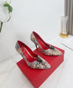Valentino 2026ss Early Spring New Product——————————————Valentino Garavani's Classic "Roman Stud nghd7ogd